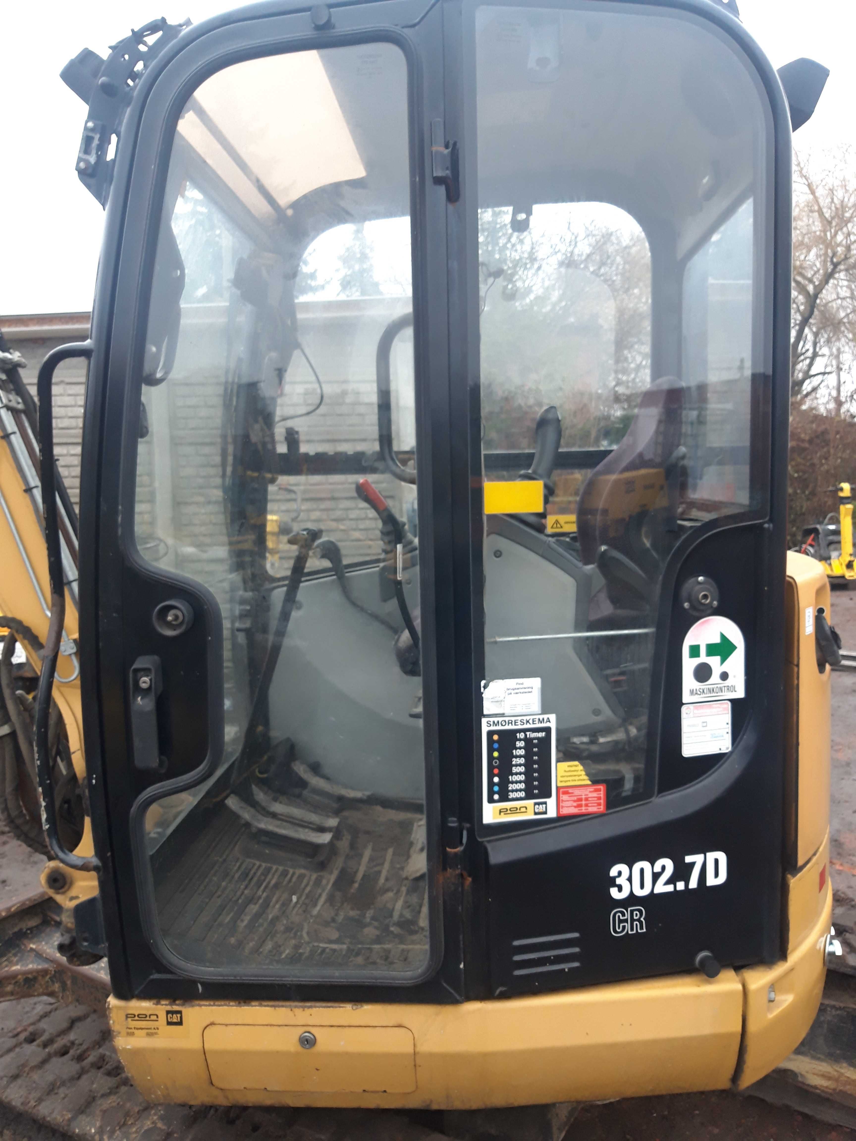 koparka cat 302.7 caterpillar 2,7tony 2013r. JCB Kubota bobcat