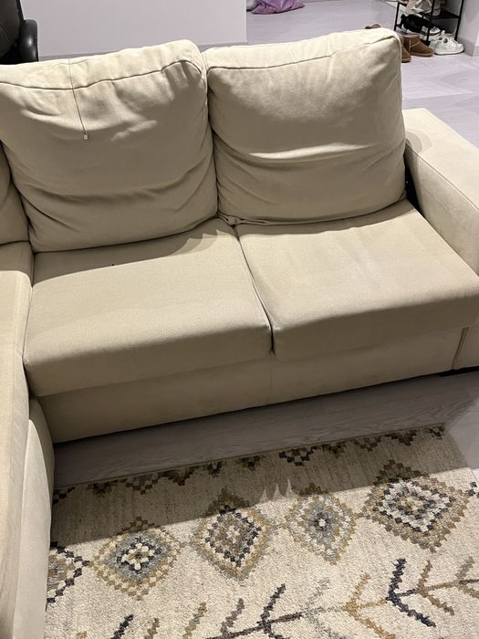 Sofa com chaise longue