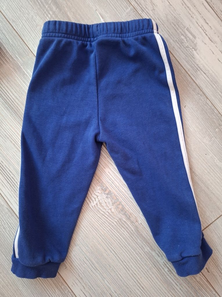 Sprzedam dres Adidas 9-12 miesięcy