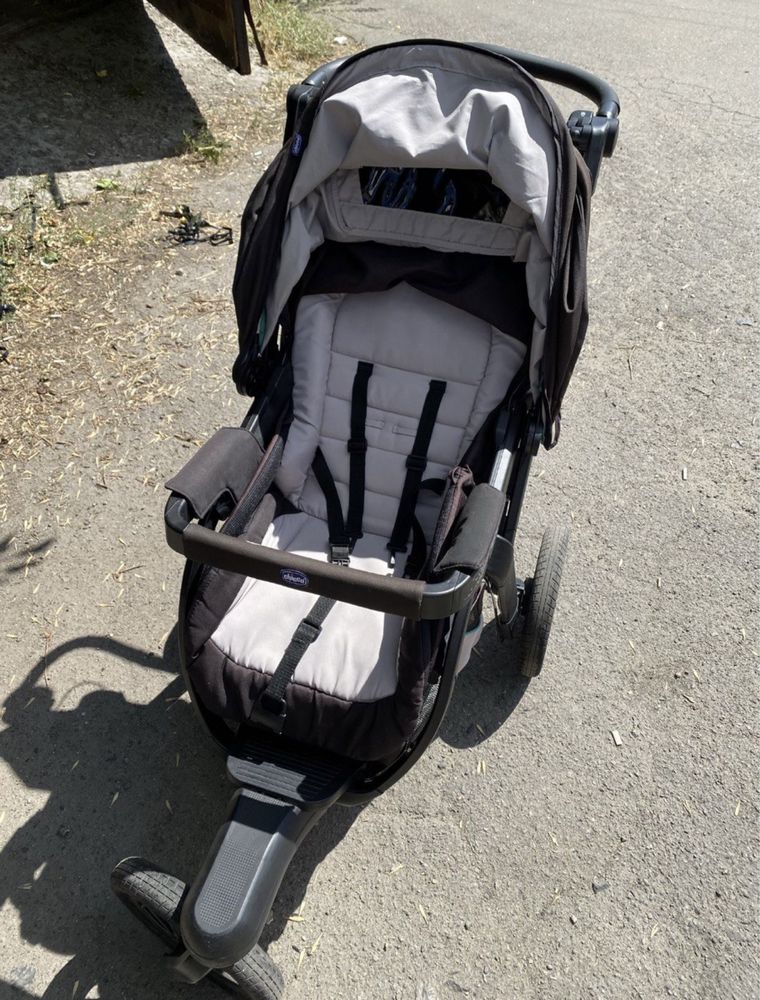 Коляска Chicco Trio Activ3 3 в 1