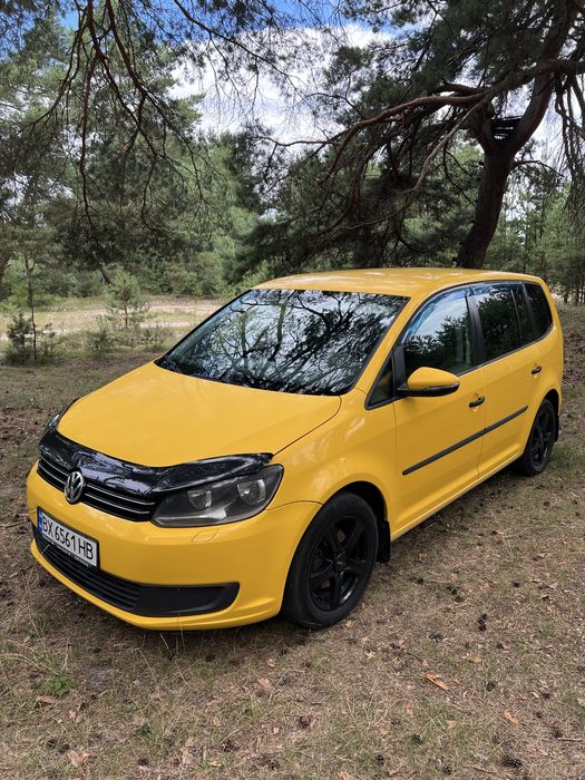 Продам VW touran 2014р.