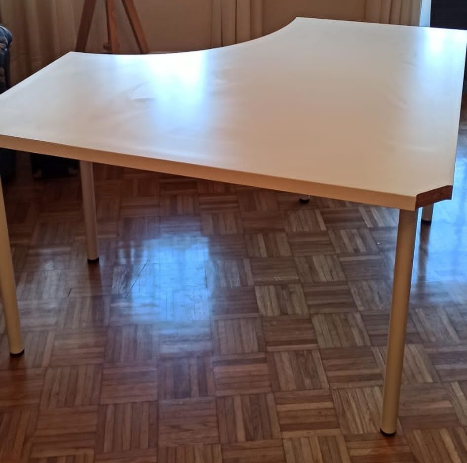 Mesa de canto IKEA branca