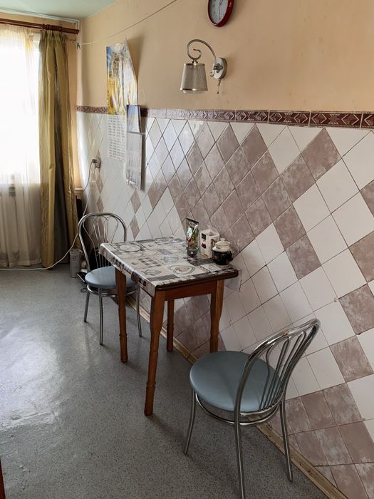 Здам кімнату в приватному будинку Нивки вул. Естонська 4500 грн