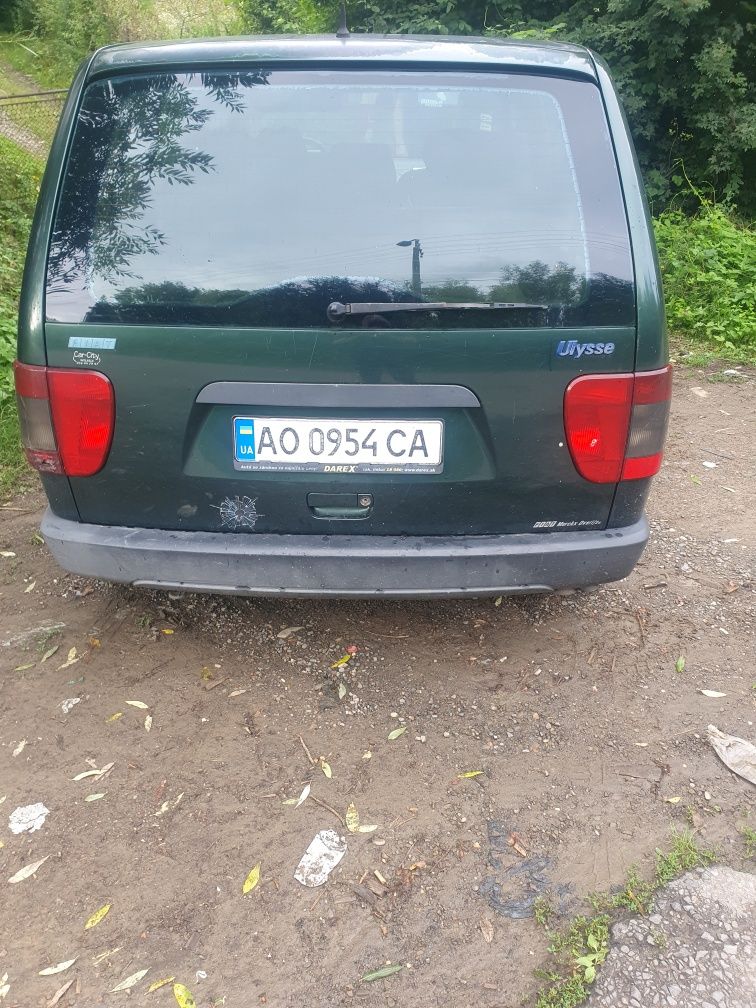 Продам мінівена 2.1 тд
