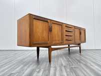 Mid century Aparador