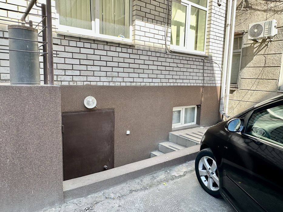 Здам склад приміщення центр Пастера Яворницького