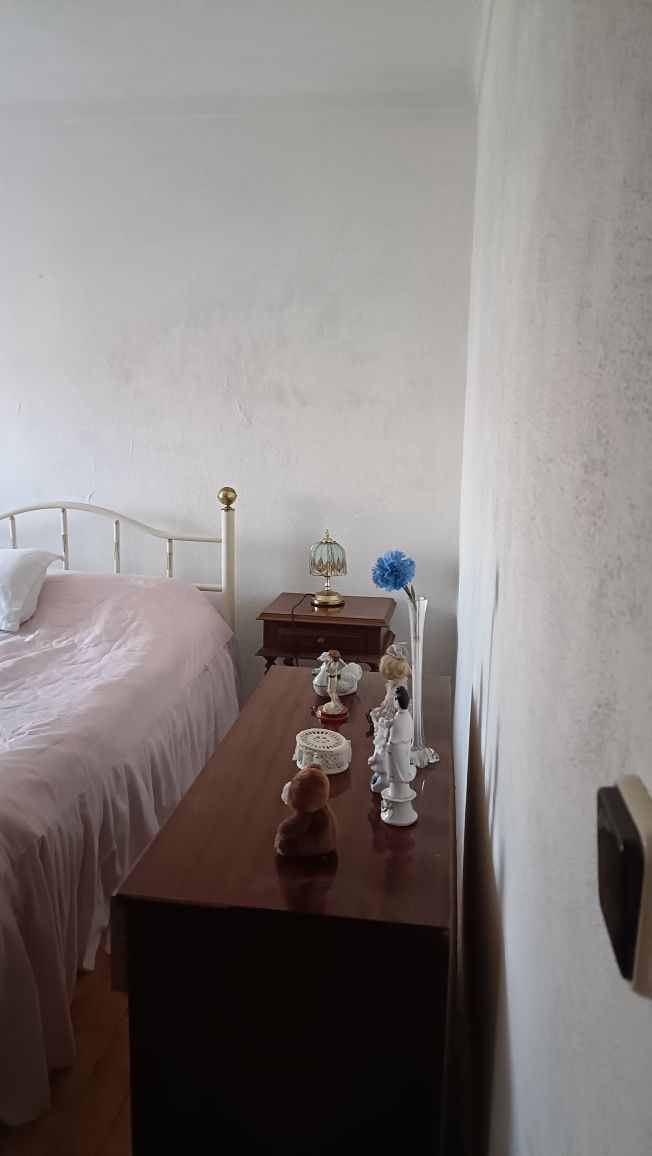 Casa na comenda para venda