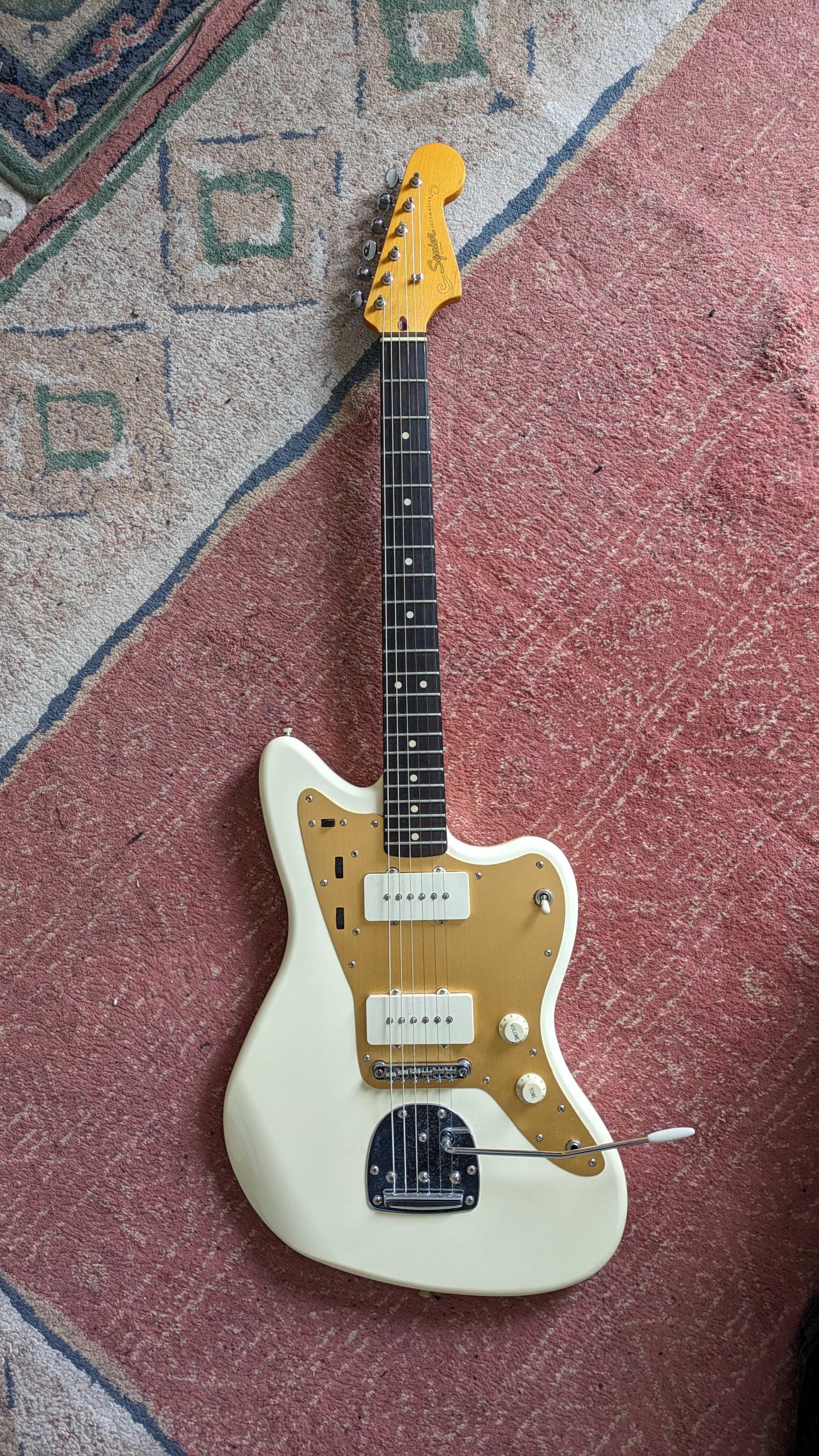 Squier J Mascis Jazzmaster (ROSEWOOD)