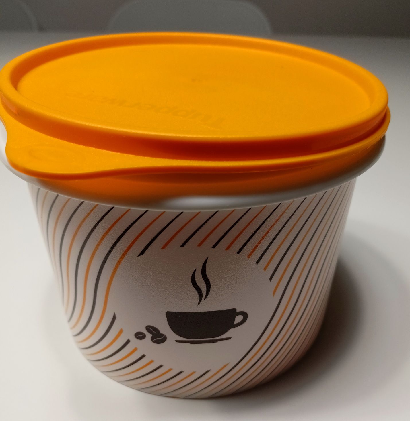 Tupperware zestaw trzech pojemników 3 x 1,1L
