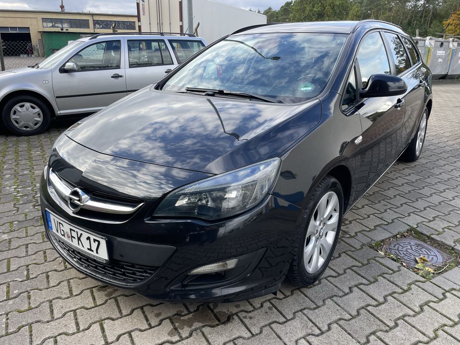 Opel Astra 1.4 Automat. Bezypadkowy. Zadbana!