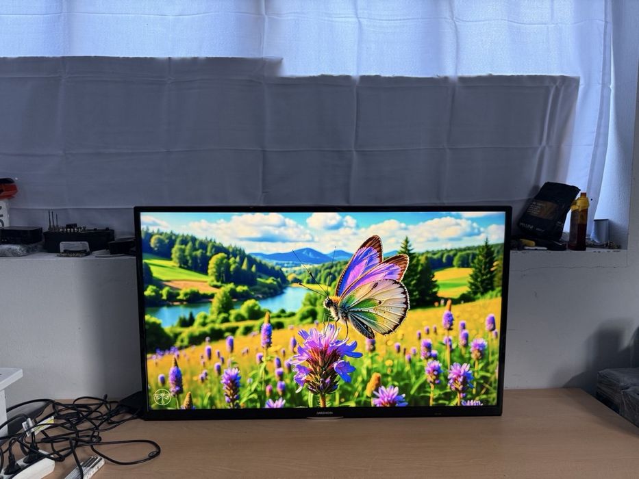 Телевізор Medion / 43” / 4K UHD / Smart TV / DVB-T2