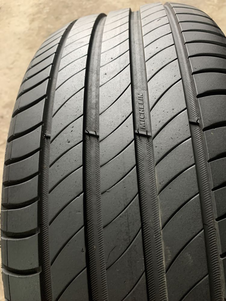 Шины б/у лето 225/50-18 Michelin Primacy 4