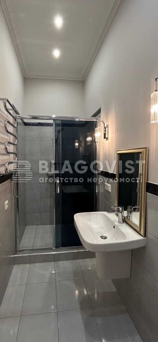 Продаж 3-к просторої квартири по Січових стрільців 10. Гарний ремонт