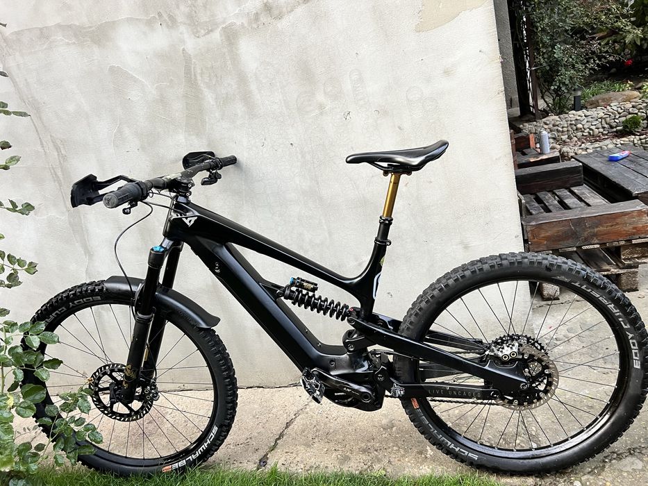 Електровелосипед YT Industries Decoy