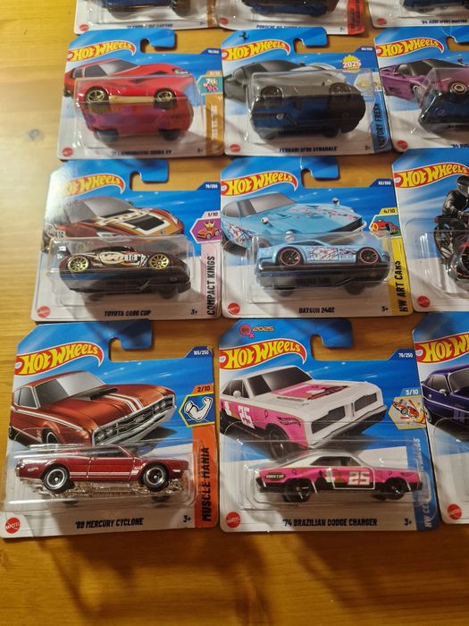 Coleção hotwheels,  ferraris, Porsches, TH