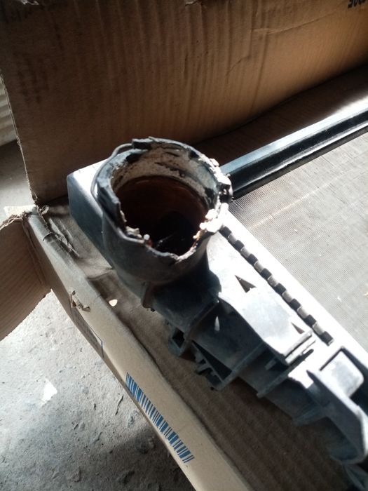 Радиатор на Mercedes w203