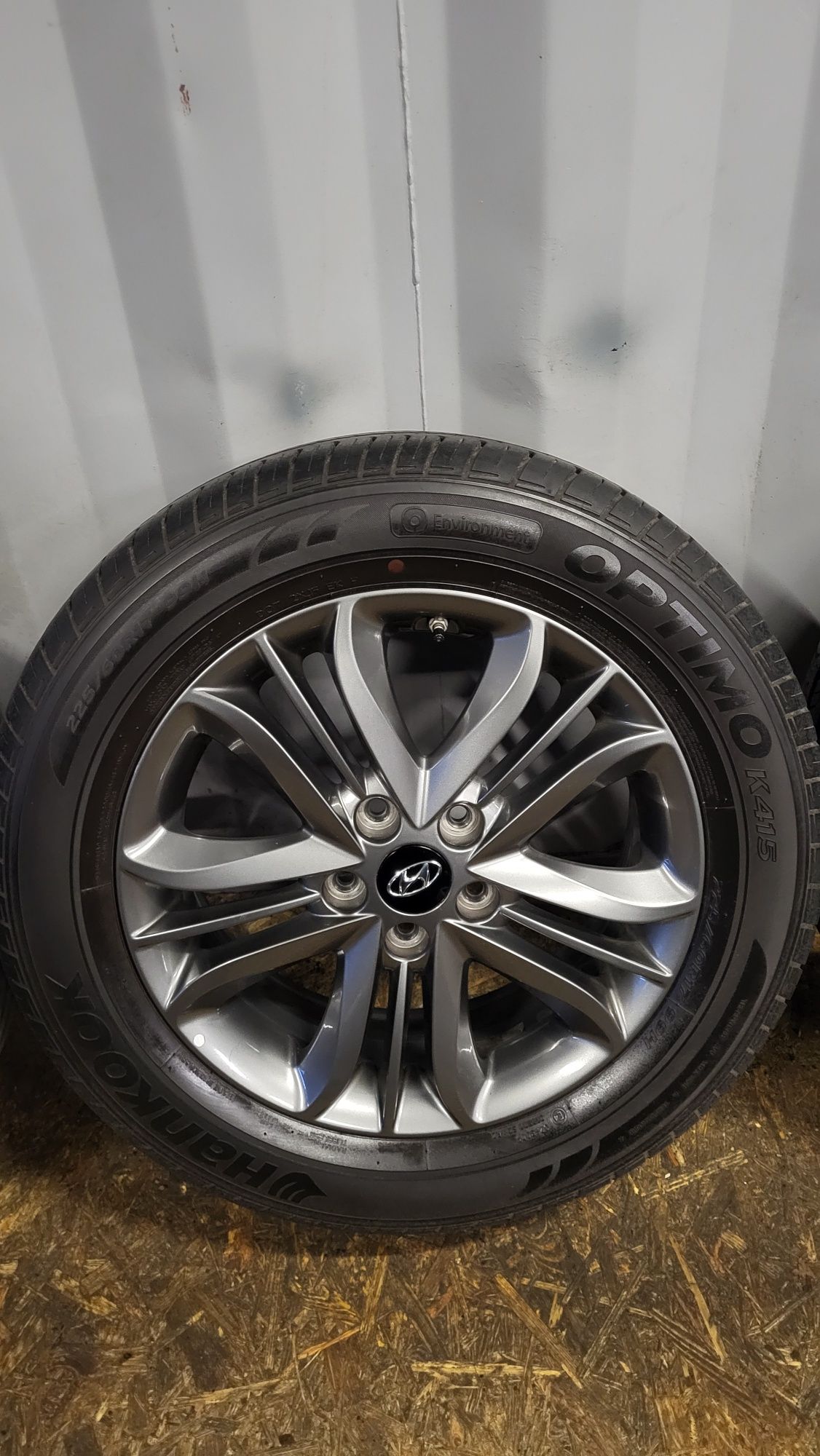 Alufelgi Hyundai 17 5x114,3 z oponami 225/60 R17 ix35 Tucson Kona