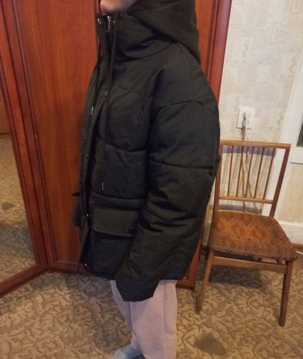 продам зимову куртку