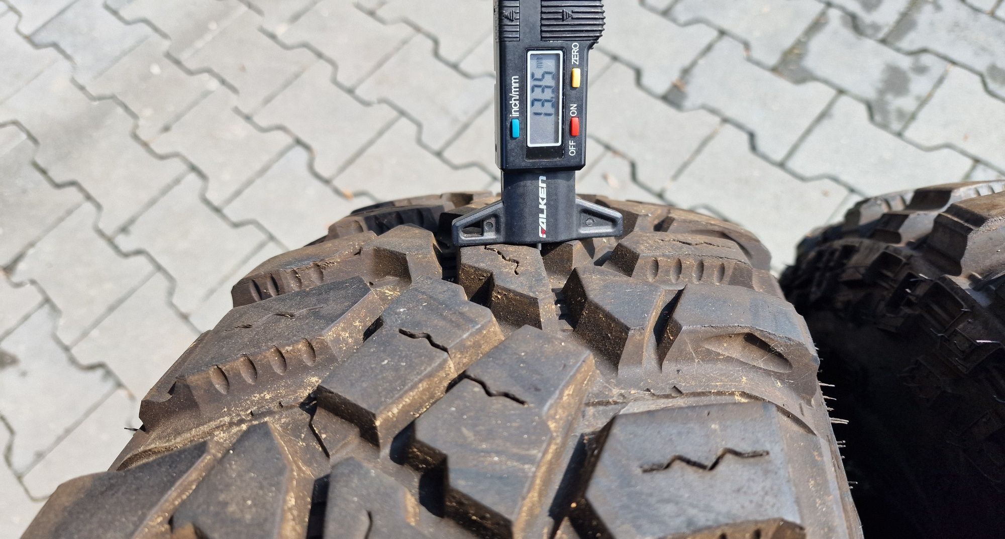 Opony Terenowe Cooper Discoverer STT Pro  225/75R16 115/112Q 3318