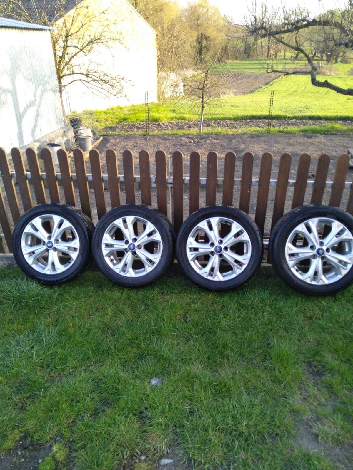 Ford S-MAX 2011 rok