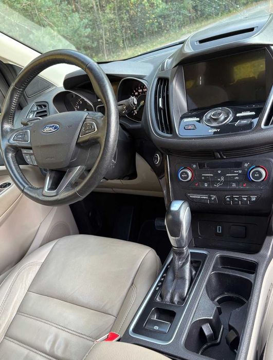 Ford Escape Titanium 2018 року