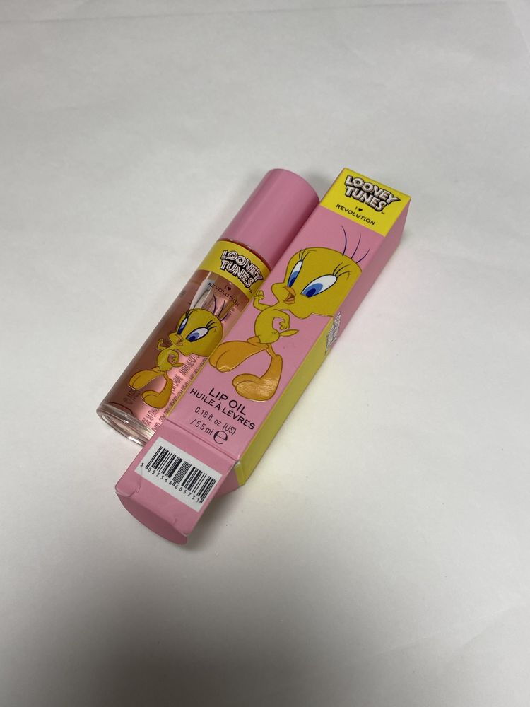 Nowy błyszczyk do ust tweety makeup revolution