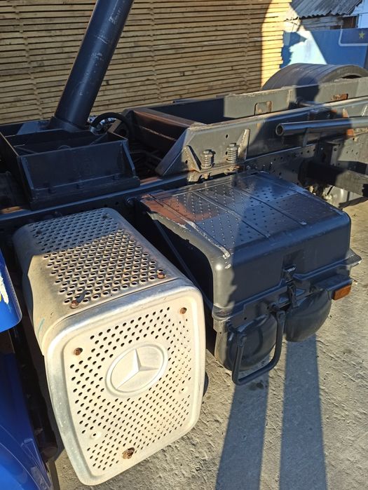 Самоскид Мерседес