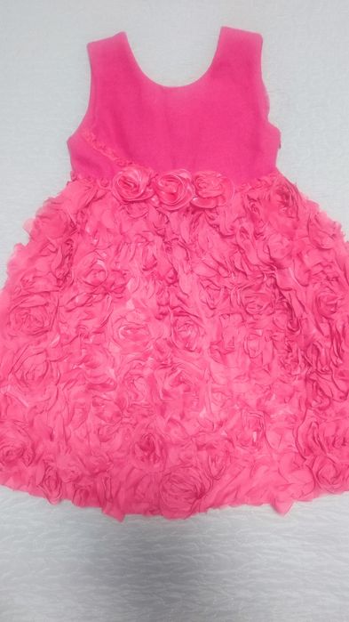 Дуже красиве плаття для дівчинки