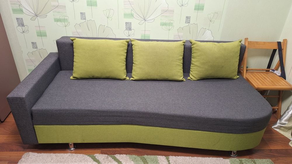 Продам розклажне диван-ліжко (тахта) б/у