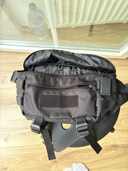 Велика сумка бананка від бренду Zaboy, стан чудовий