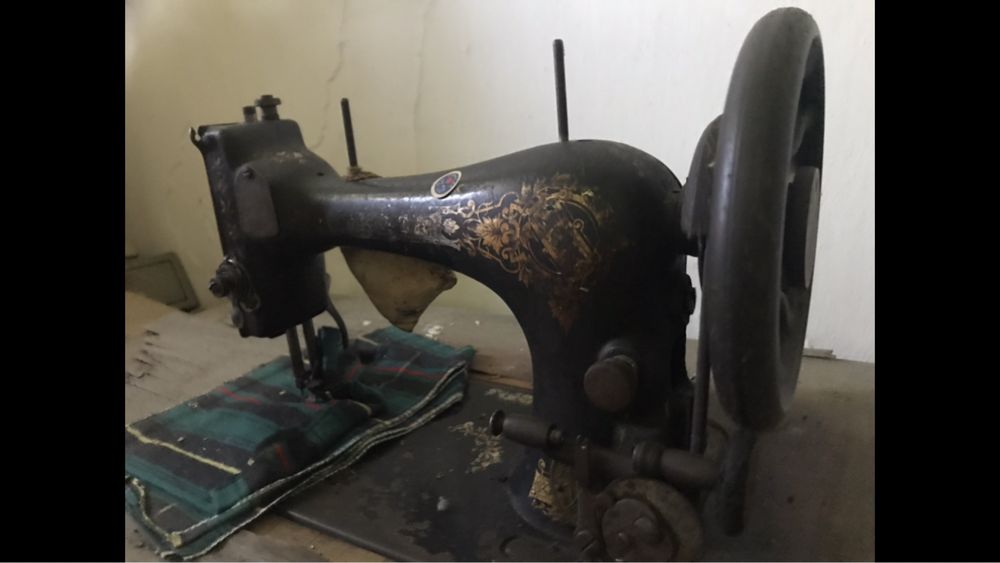 Máquina de costura Singer