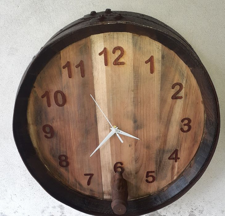 Relógios com tampos pipas vintage