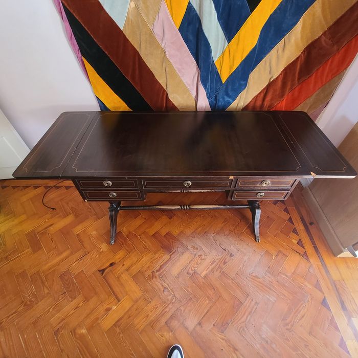 Secretária classica