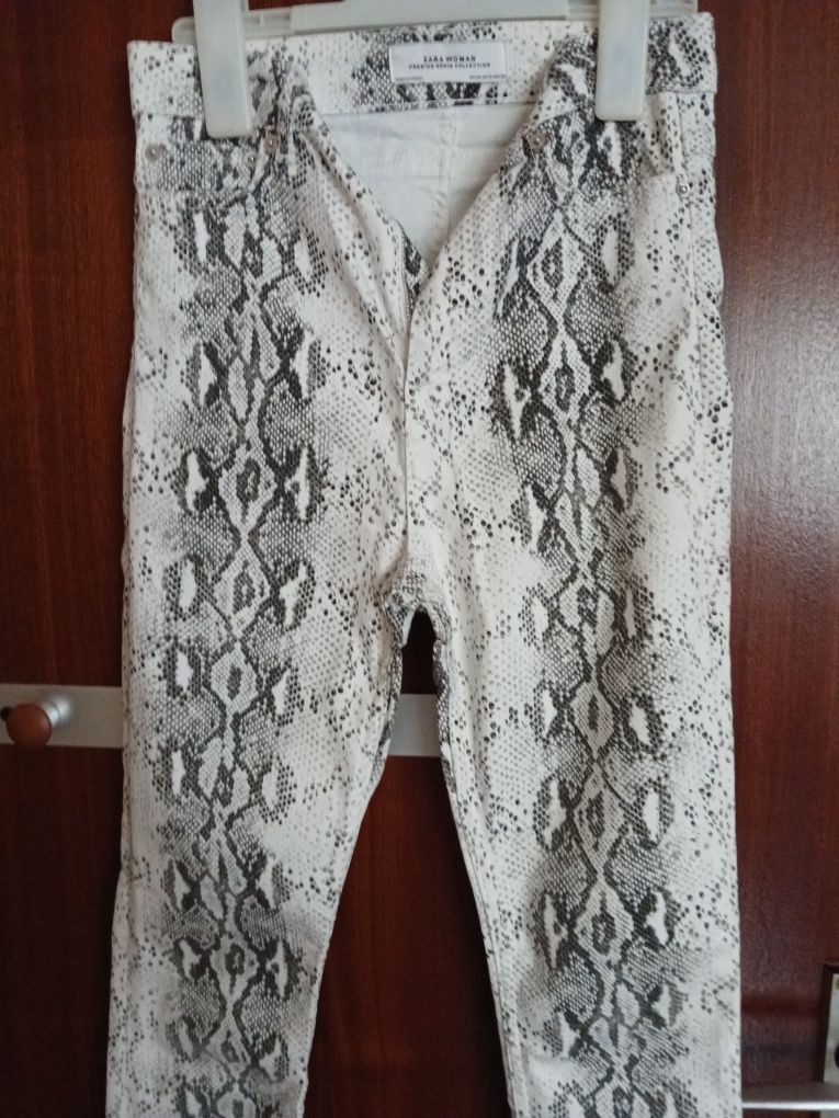 Calça de senhora tam 34 marca Zara