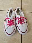 Buty białe Converse