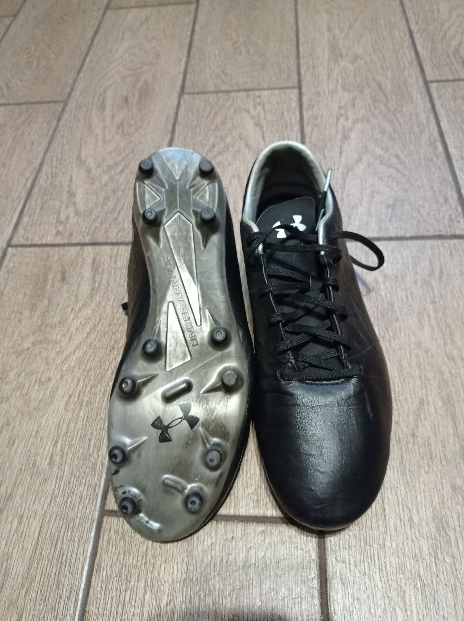 Продам футбольні бутси Under Armour Magnetic 43 p