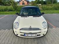 MINI Cooper STYLOWY benzyniaczek.