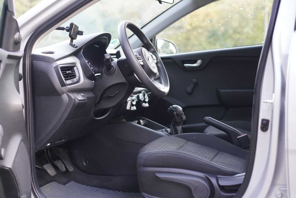 KIA RIO 2017 рік