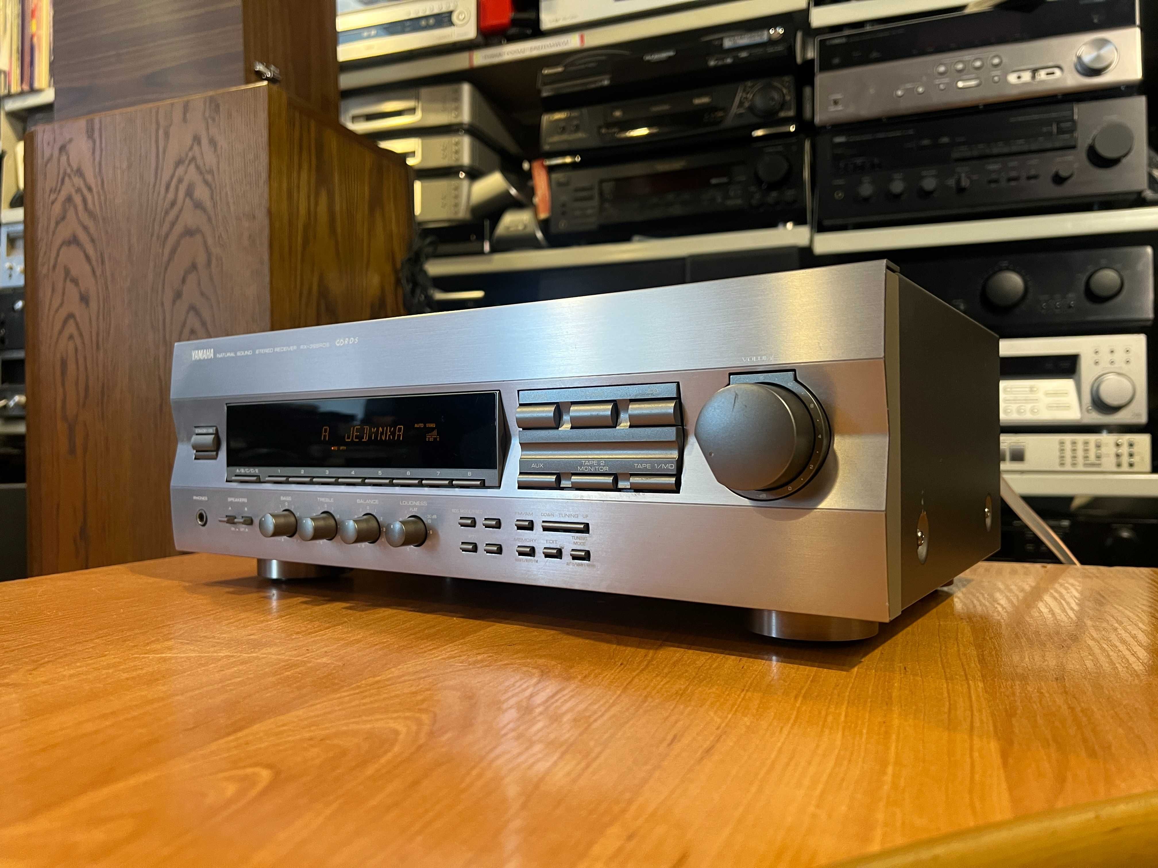 Amplituner Yamaha RX-396 RDS, AudioRoom
