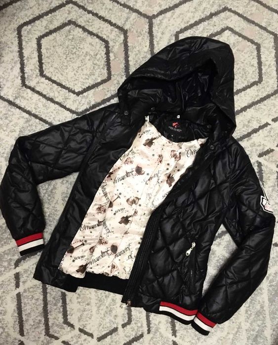 Куртка  евро зима , демисезонная утепленная. На рост 140-155 см.