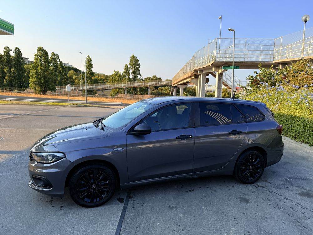 Fiat tipo station wagon 1.3M-Jet 2020