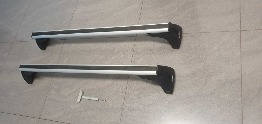 Belki dachowe bagażnik relingi BMW E90 E87
