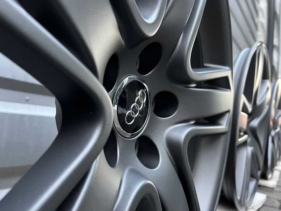NOWE Oryginalne Felgi Audi 18 A3 A4 A6 A8 Q3 TT