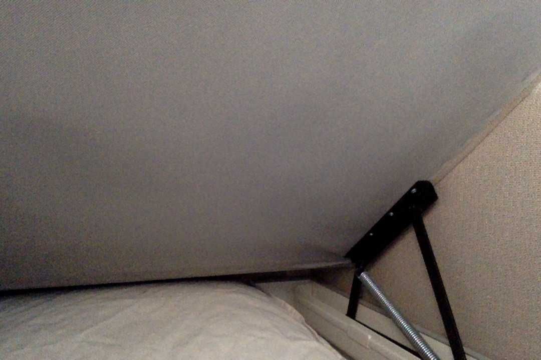 Sofá chaise longue NOVO Eskilstuna da Ikea