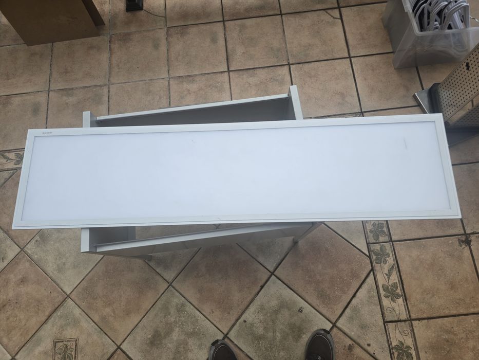 Led sufitowy do montażu