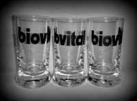 3 Kieliszki szklane z napisem Biovital