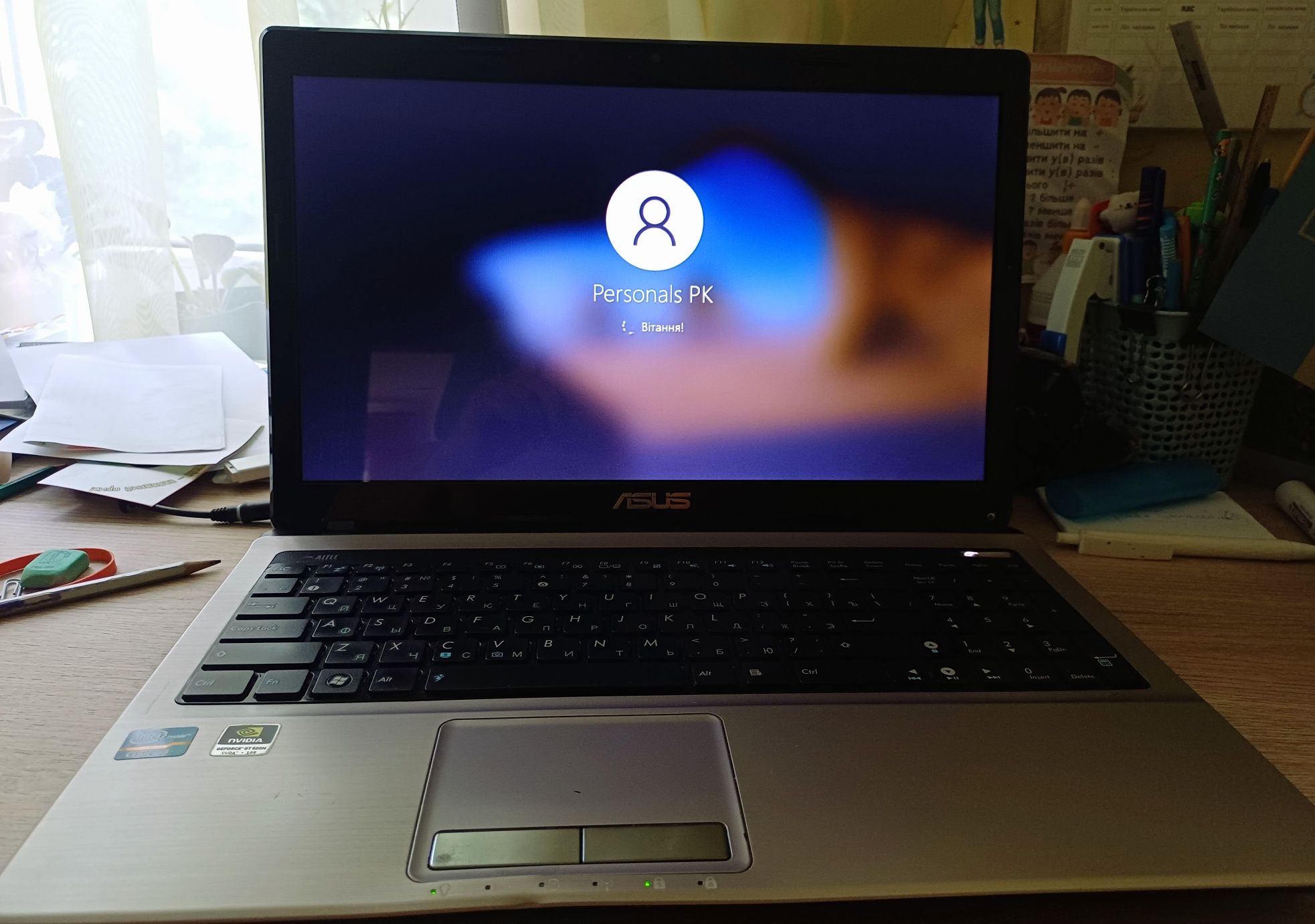 Продам ноутбук Asus 15.6