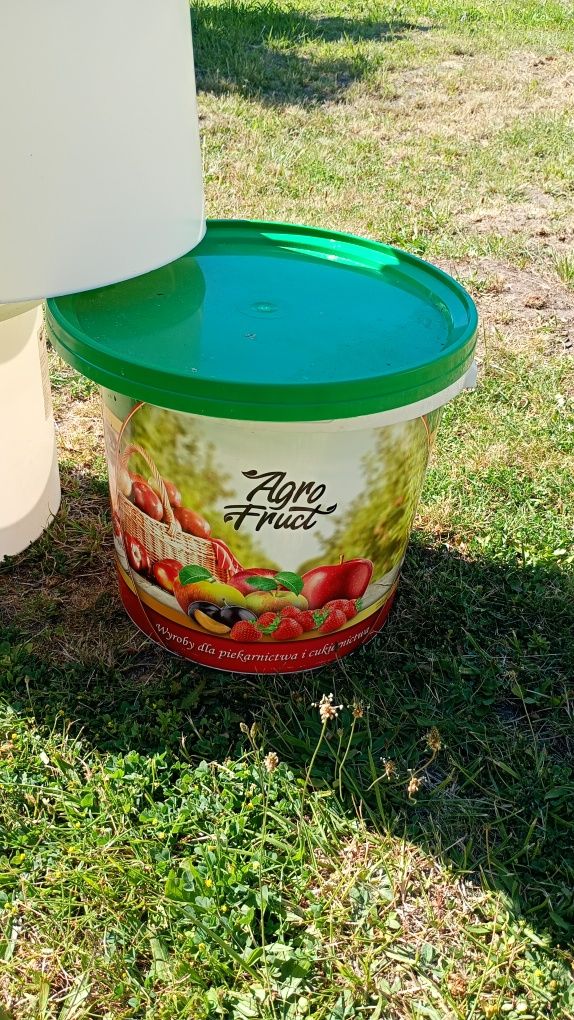 Wiaderko plastikowe duże