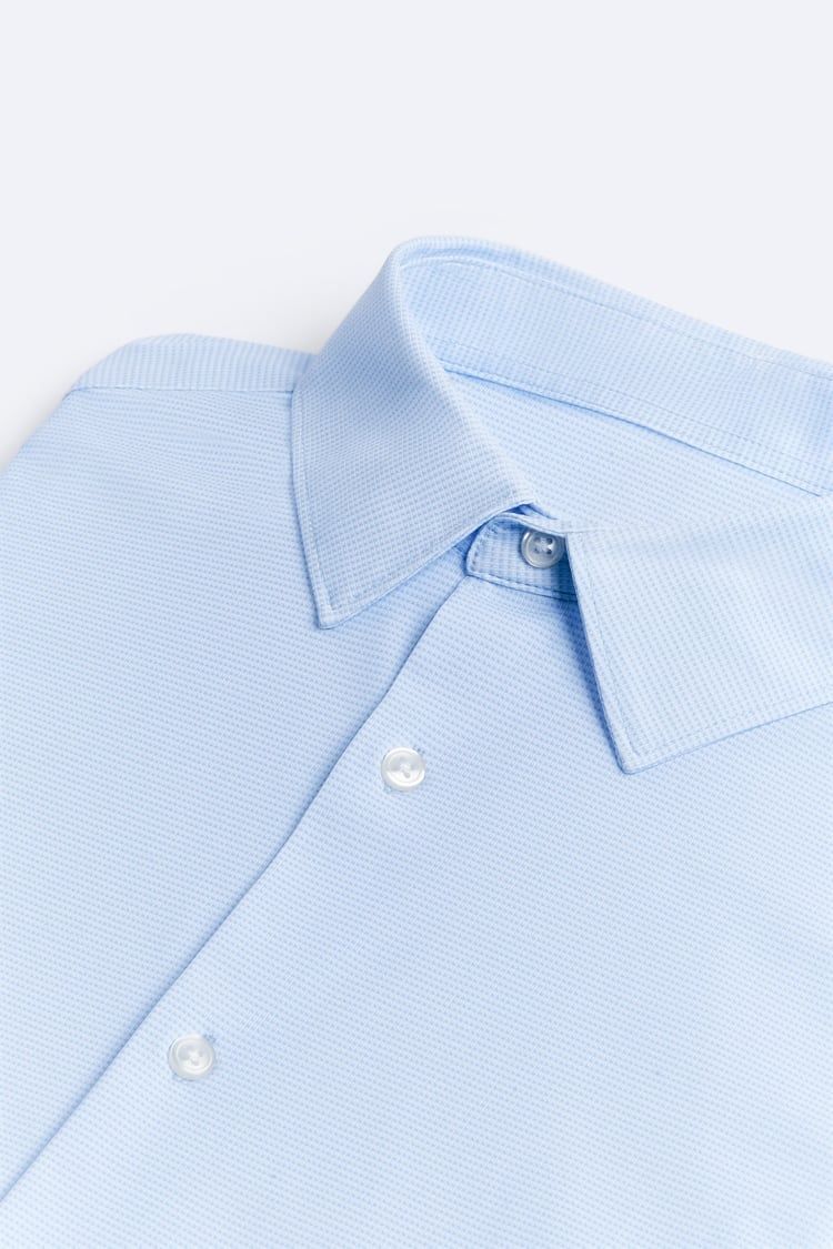 Camisa homem elastica zara Azul claro com padrão tam M