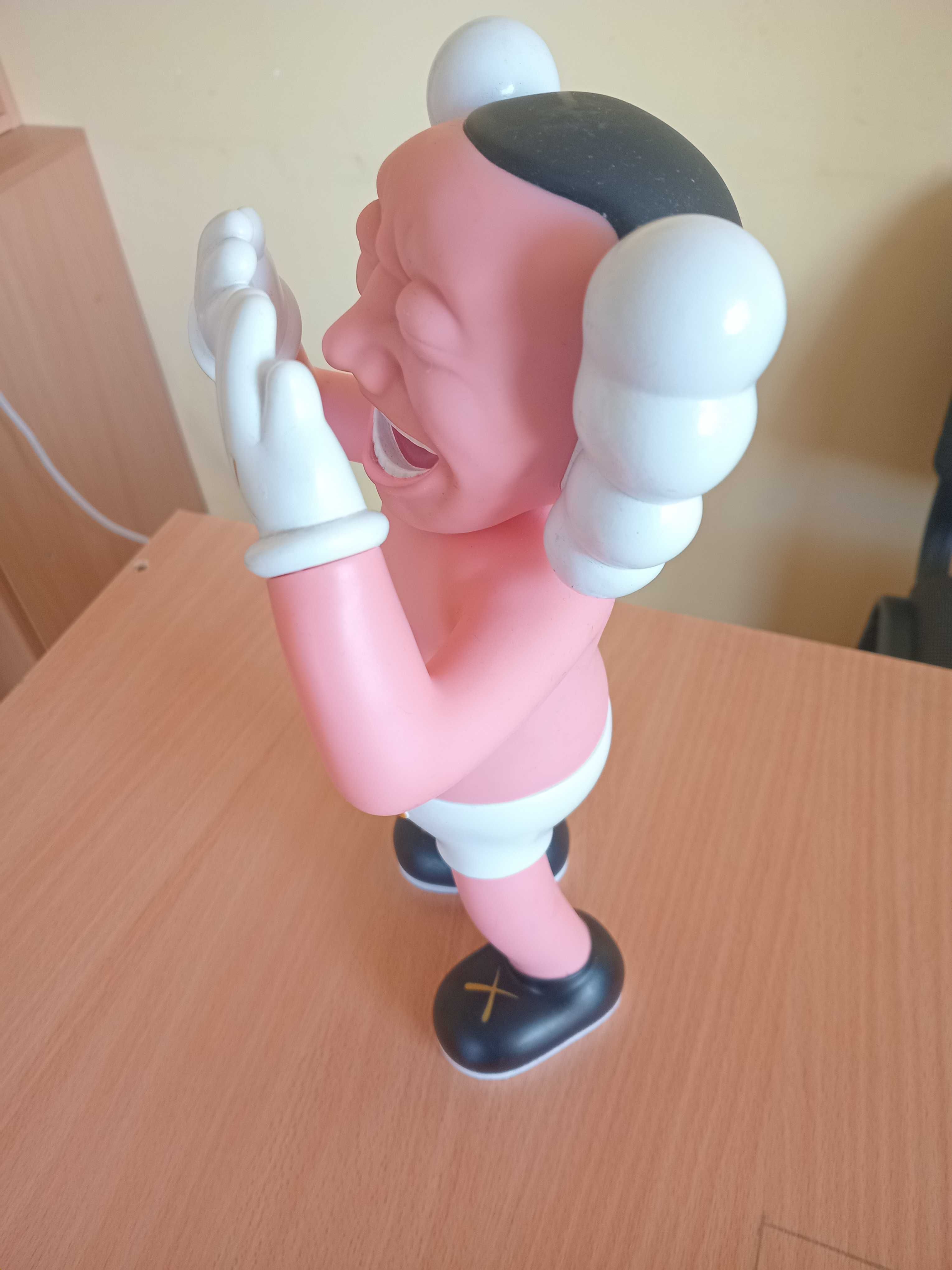 KAWS игрушка 30 см .